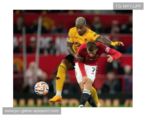 曼联替补连线配合完成精彩团队进球