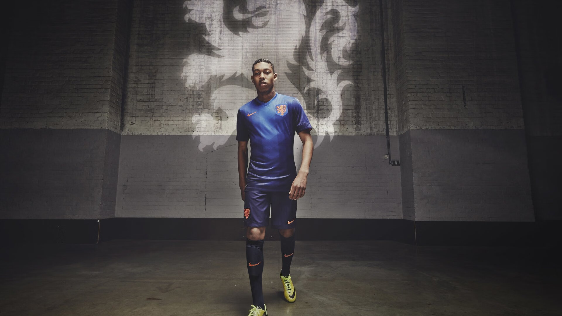 _逆转奇迹！弱者变强者，比赛精彩纷呈_，弱者变成强者的名人真实事例